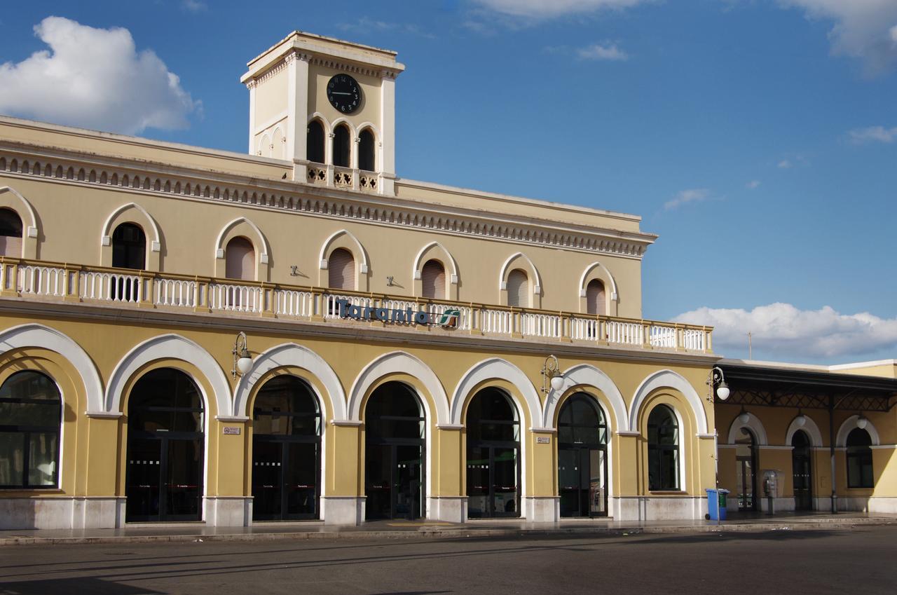 B&B Stazione37 Tarente Extérieur photo